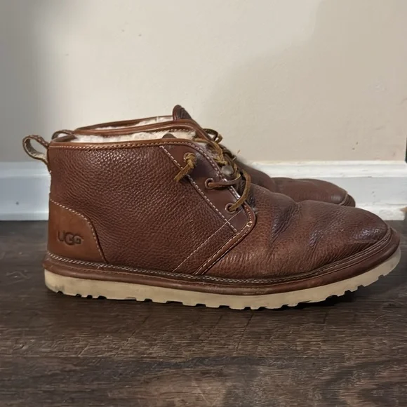 Men’s Ugg Chukka Boots - Picture 2 of 7